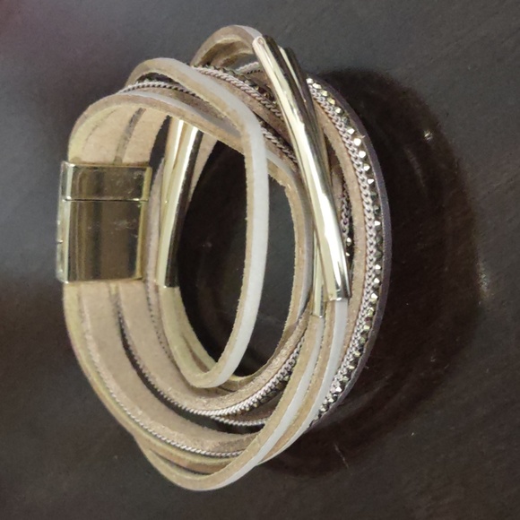 Women's Gold and Cream Colors, Leather Wrap Cuff Bracelet - Picture 2 of 5